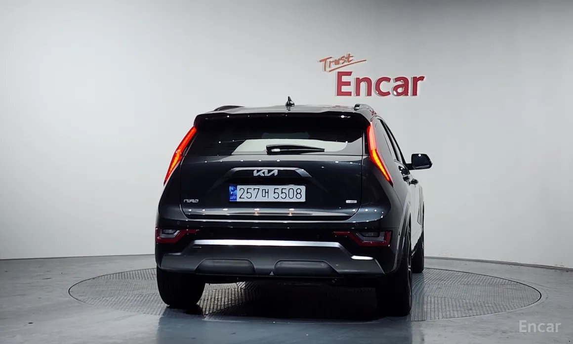 Фото 4 - Kia Niro