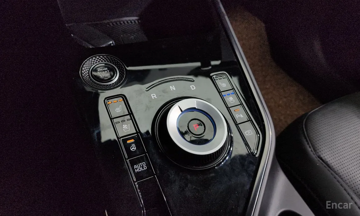 Фото 9 - Kia Niro