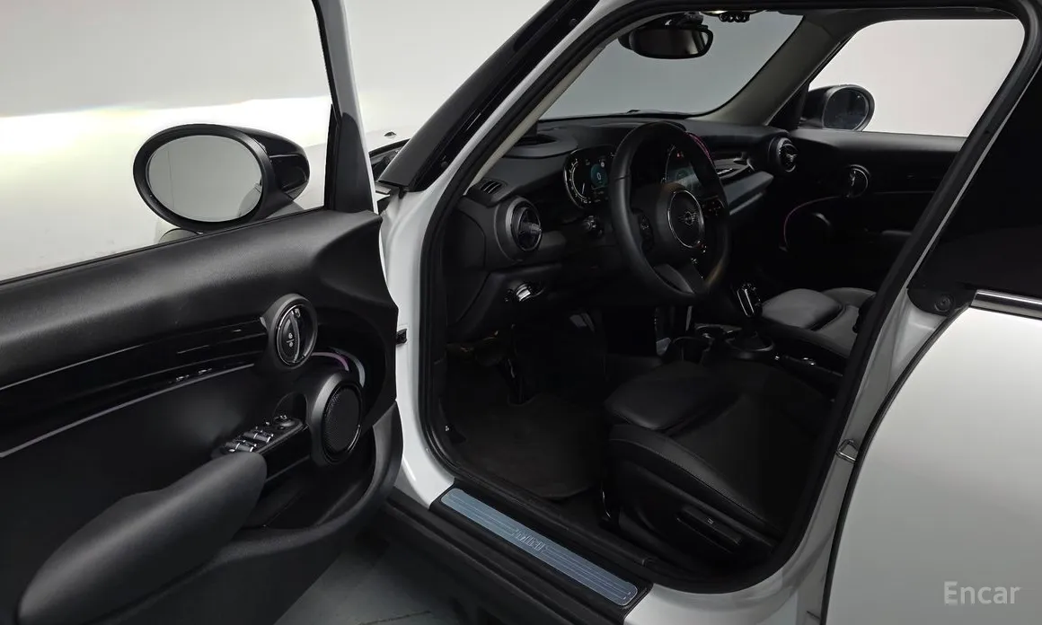 Фото 11 - Mini Cooper