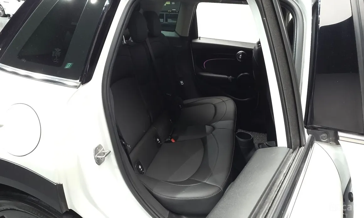 Фото 12 - Mini Cooper