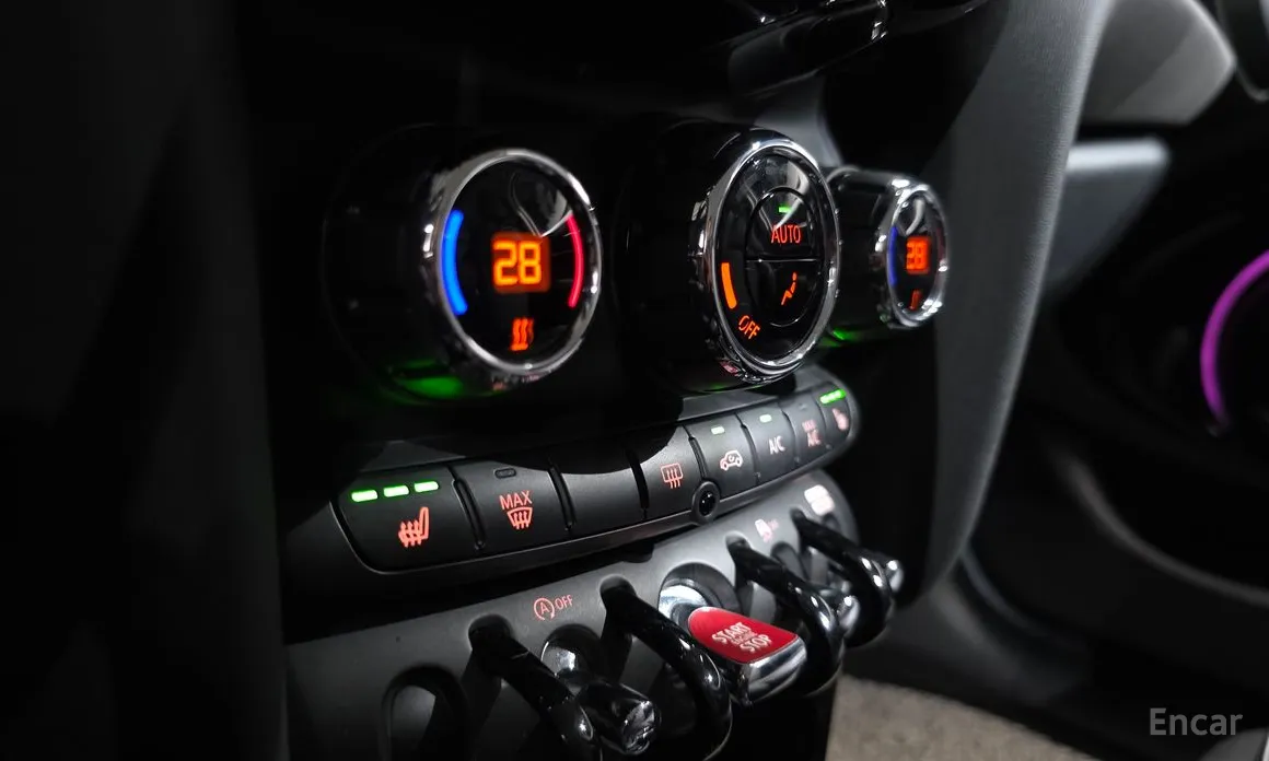 Фото 18 - Mini Cooper