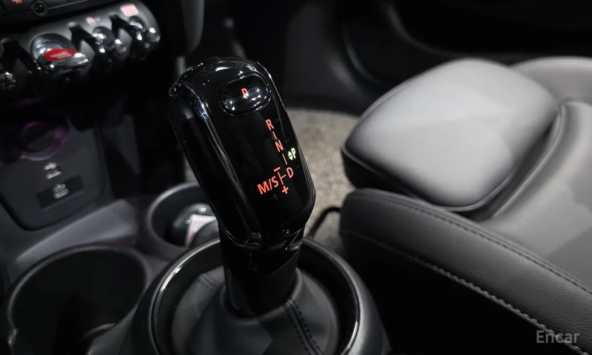 Фото 9 - Mini Cooper