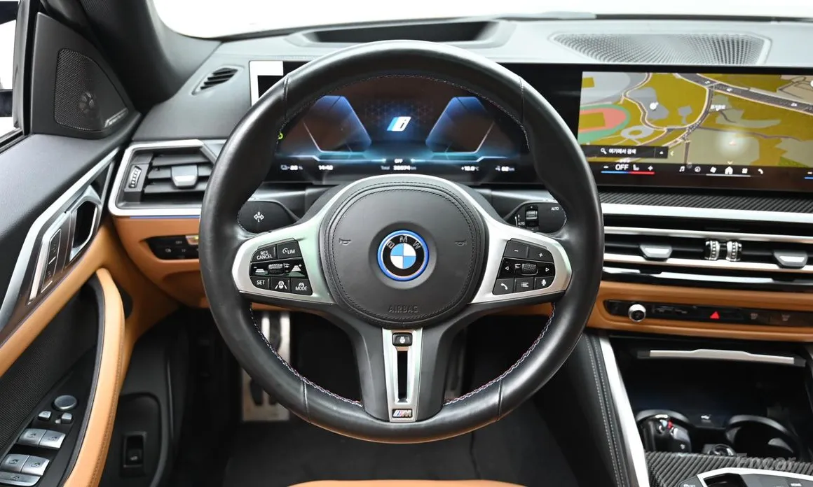 Фото 13 - BMW i4