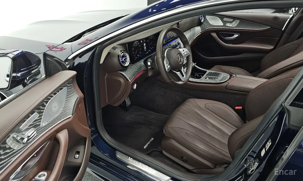 Фото 11 - Mercedes-Benz CLS-Class