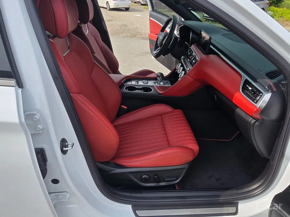 Genesis G70 2020 Gasoline 2.0T 2WD