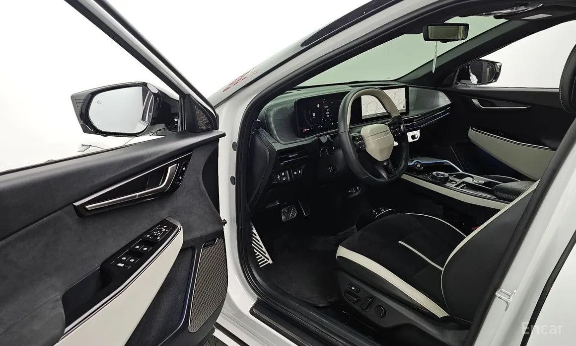 Фото 10 - Kia EV6