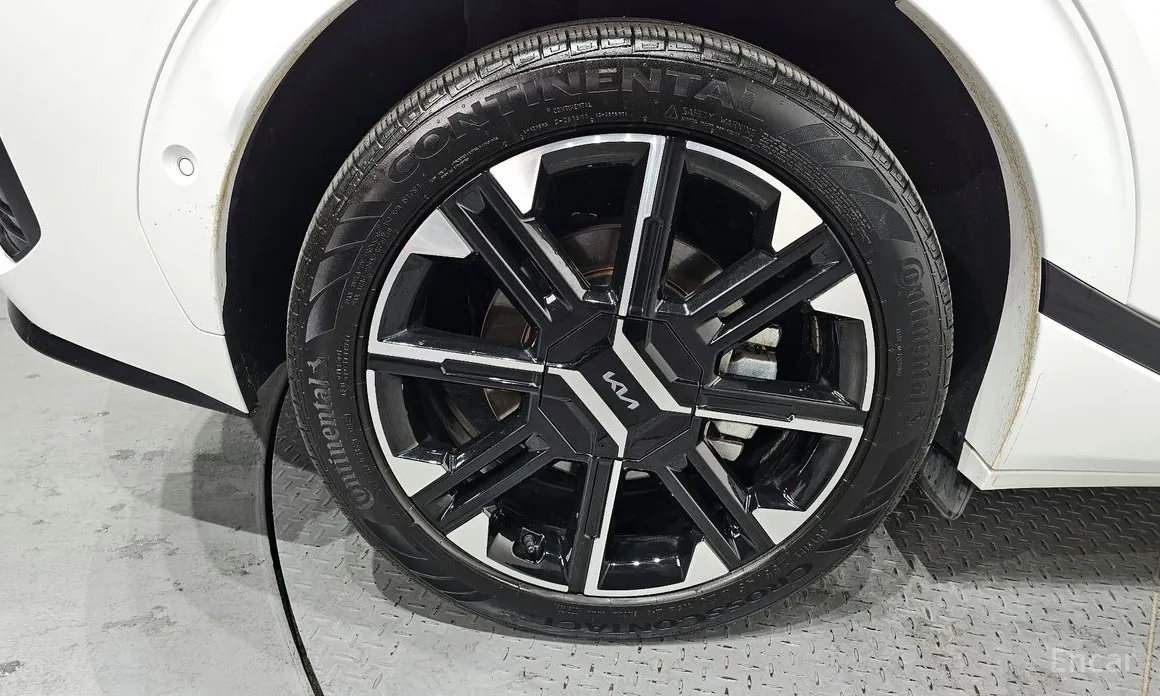 Фото 5 - Kia EV6