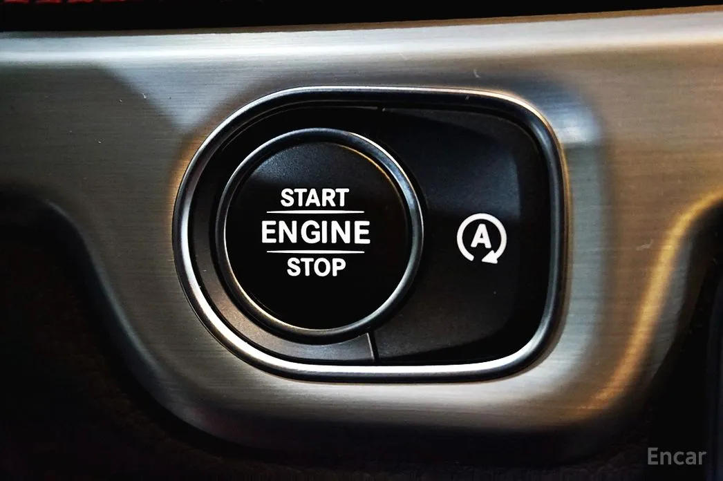 Фото 12 - Mercedes-Benz G-Class