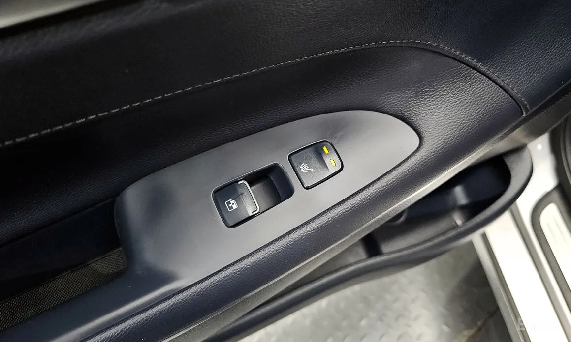 Фото 19 - Hyundai Grandeur