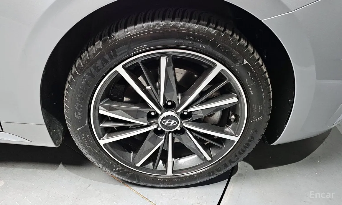 Фото 5 - Hyundai Grandeur