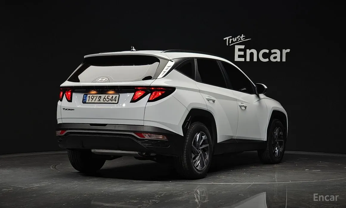 Фото 2 - Hyundai Tucson