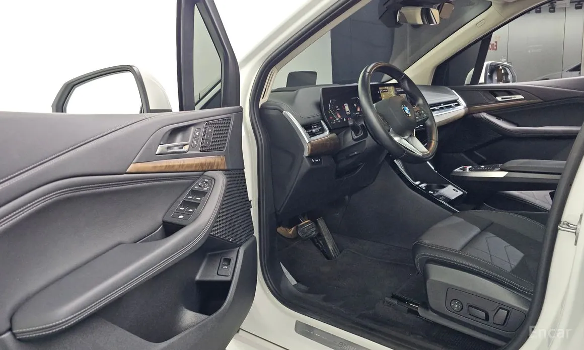 Фото 10 - BMW 2 Series