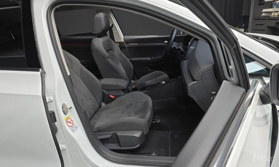 Фото 12 - Volkswagen Golf