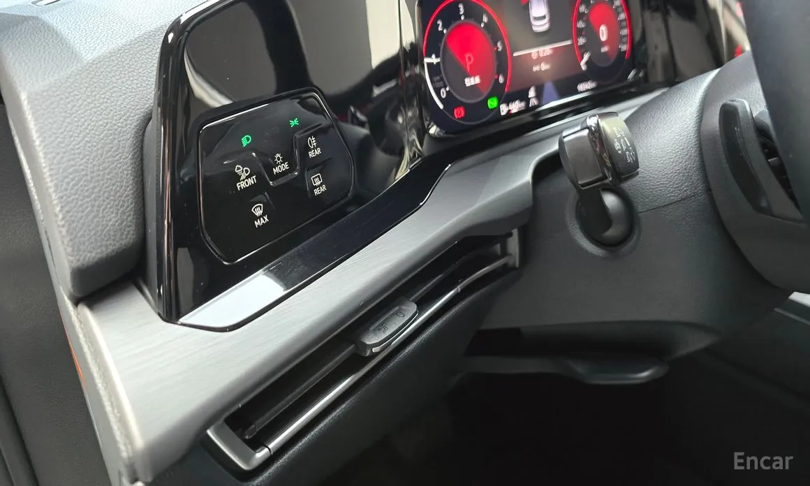 Фото 15 - Volkswagen Golf