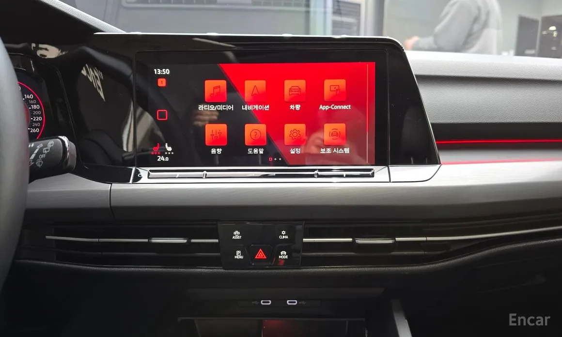 Фото 17 - Volkswagen Golf