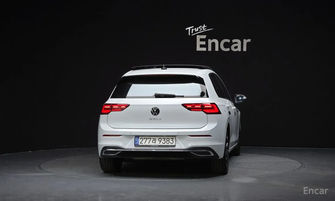 Фото 4 - Volkswagen Golf