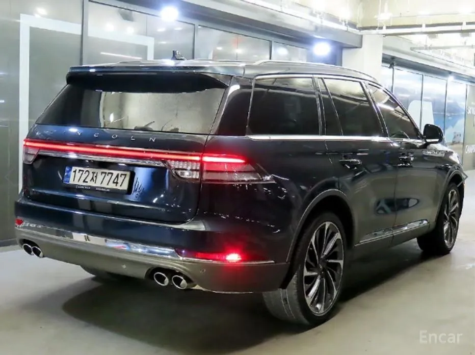 Фото 4 - Lincoln Aviator