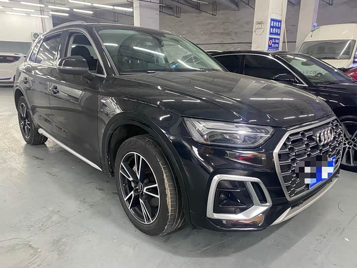 Фото 3 - Audi Q5L