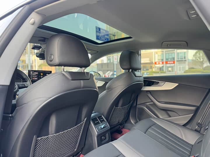 Фото 7 - Audi A5