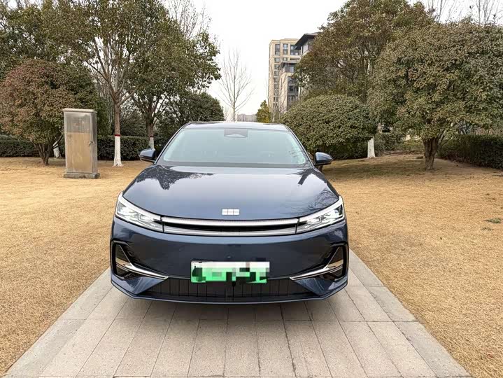 Фото 2 - Geely Galaxy A7