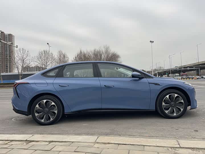 Photo 4 - Hongqi EH5 (Tiangong 05)