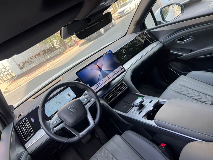 Фото 8 - BYD Song L DM-i Hybrid