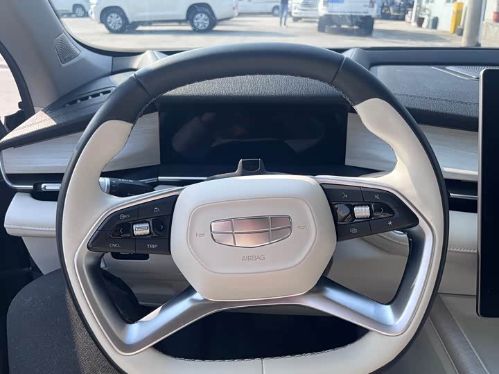 Фото 5 - Geely Preface L