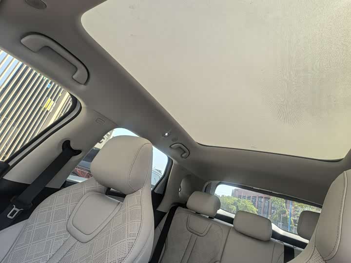 Photo 7 - BYD Yuan Up