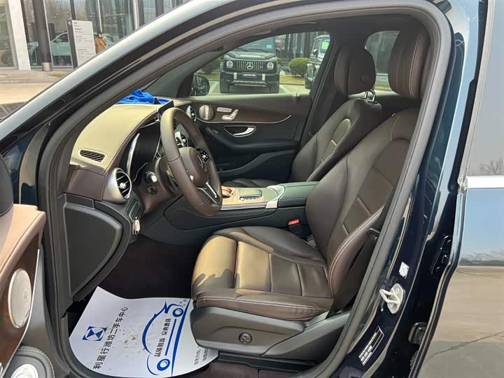 Фото 9 - Mercedes-Benz GLC-Class