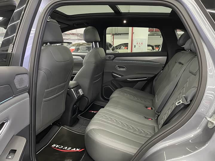 Фото 7 - BYD Song L DM-i Hybrid