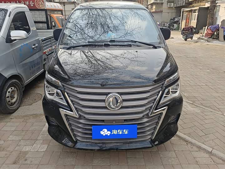 Фото 2 - Dongfeng Forthing Lingzhi M5
