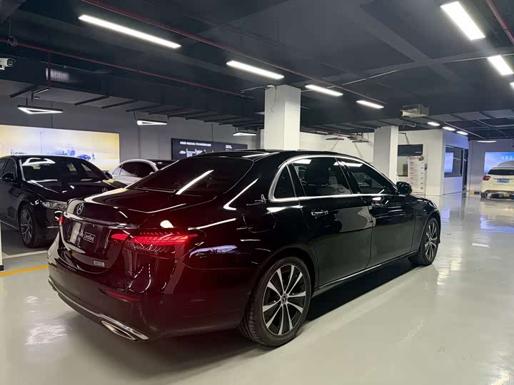 Фото 7 - Mercedes-Benz E-Class Hybrid