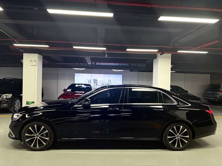 Фото 8 - Mercedes-Benz E-Class Hybrid