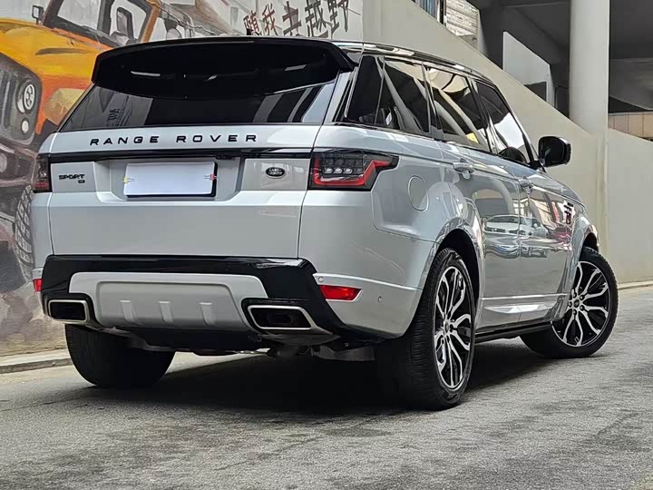 Photo 2 - Land Rover Range Rover Sport