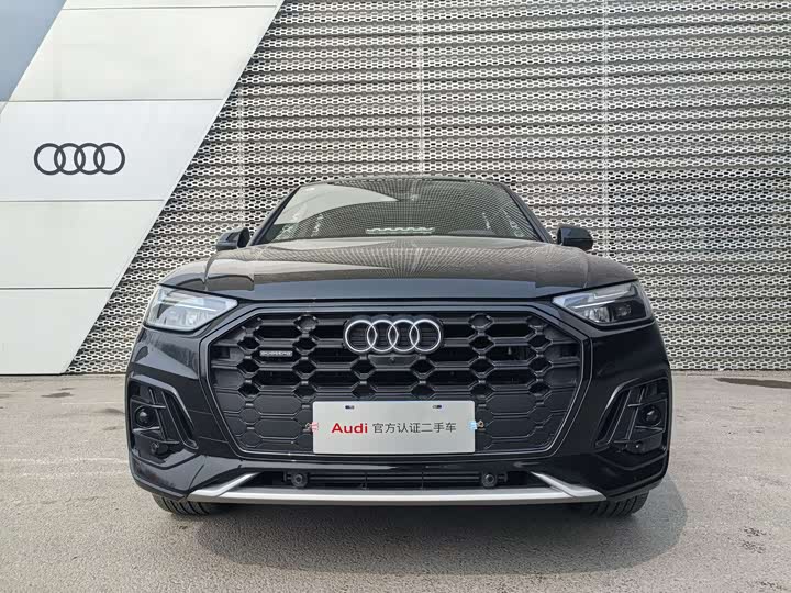 Фото 2 - Audi Q5L
