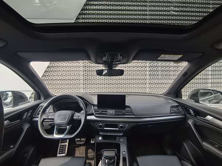 Фото 4 - Audi Q5L