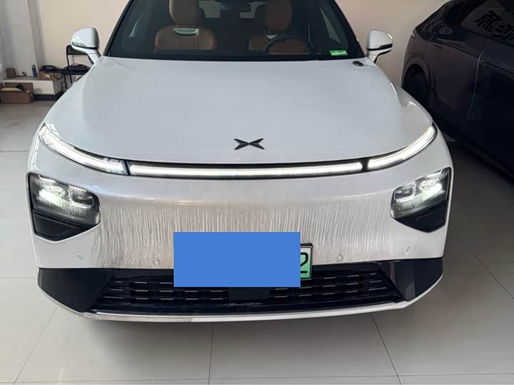 Фото 2 - XPeng G9