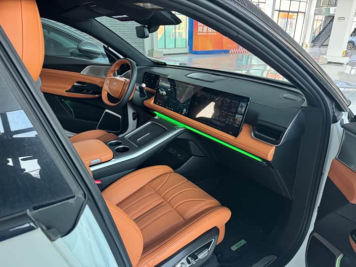 Фото 6 - XPeng G9