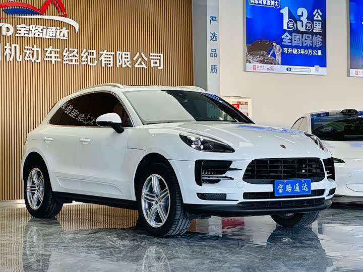 Фото 3 - Porsche Macan