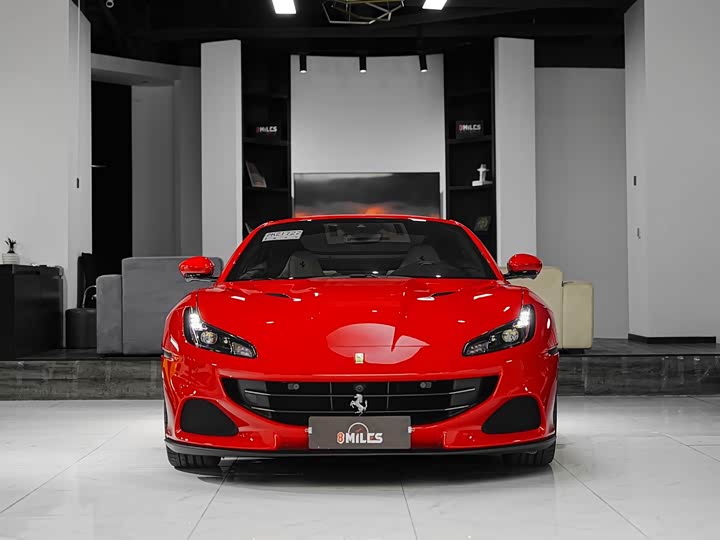 Фото 2 - Ferrari Portofino