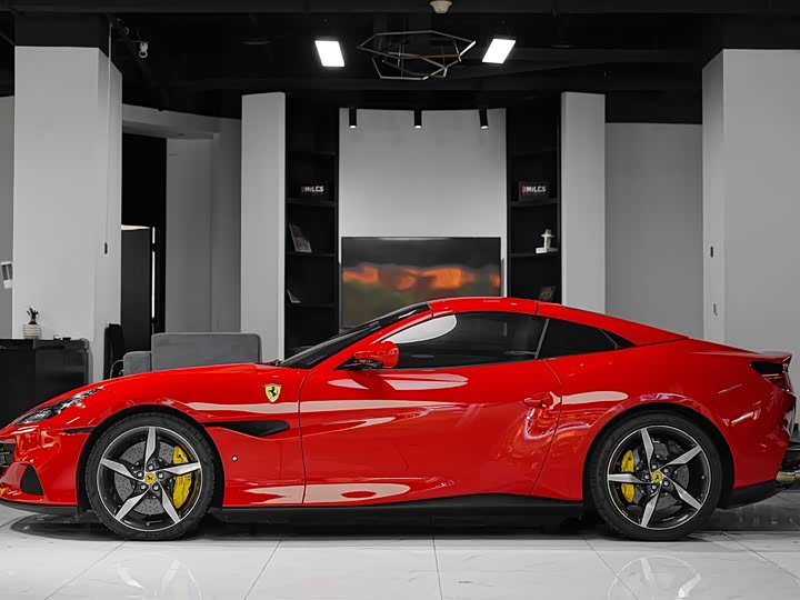 Фото 7 - Ferrari Portofino