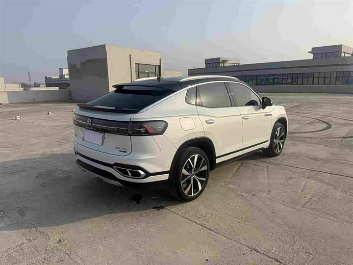 Фото 7 - Volkswagen Tayron X