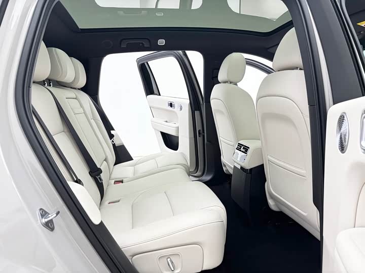 Фото 9 - LiXiang L6