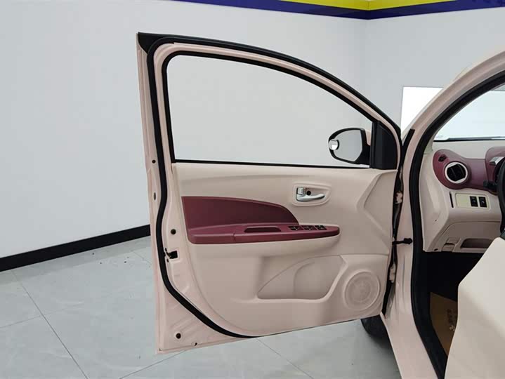 Фото 7 - Changan BenBen E-Star