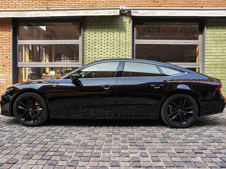 Фото 3 - Audi A7