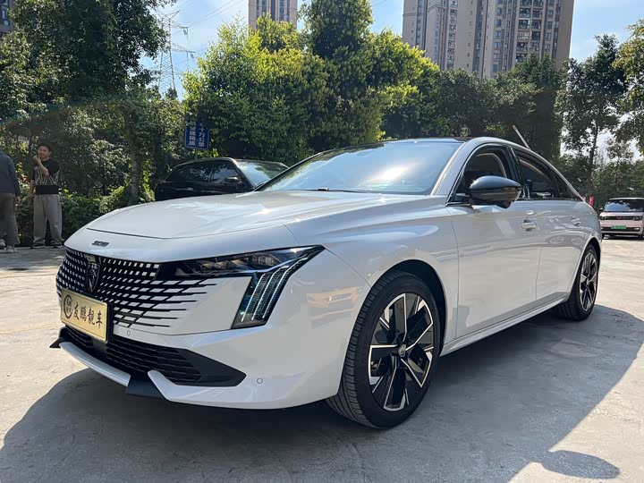 Фото 1 - Peugeot 508