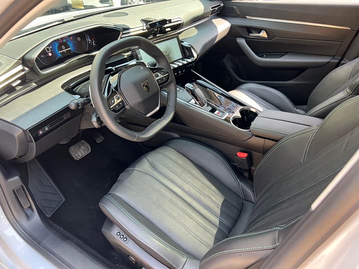 Фото 8 - Peugeot 508