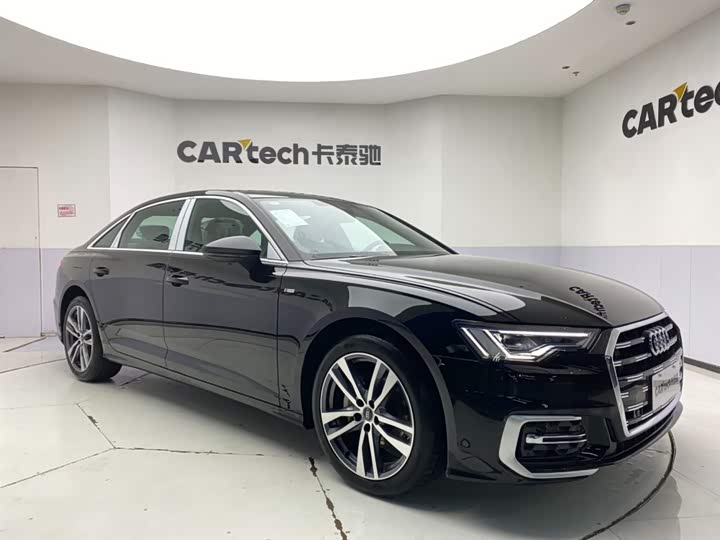 Фото 2 - Audi A6L
