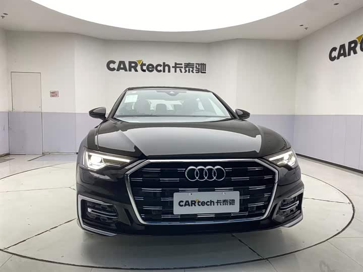 Фото 3 - Audi A6L