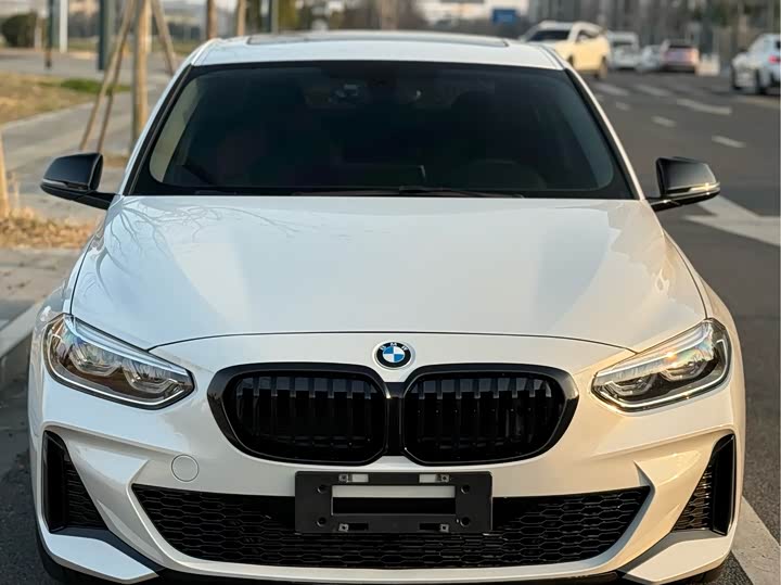 Фото 4 - BMW 1 Series